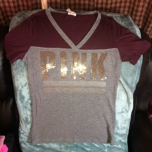 VS Pink Blingy Colorblock Vneck Tshirt Like New